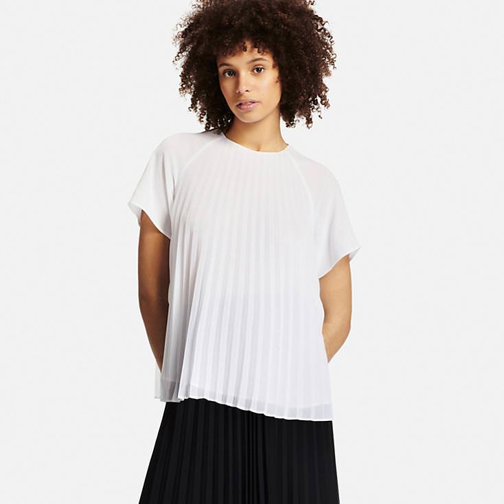 Corporate Catwalk: Pleated Blouse